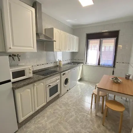 아파트 Apartamento Jasjose Centro 기욘