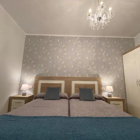 Apartamento Jasjose Centro 아파트 기욘
